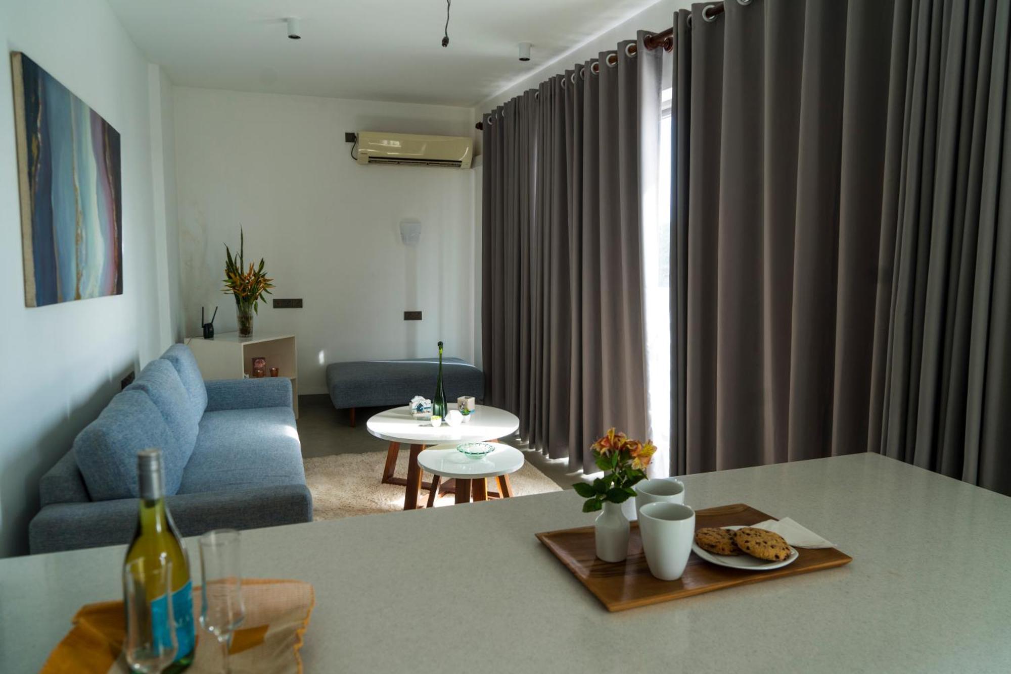 Four Petals Inn Коломбо Екстер'єр фото